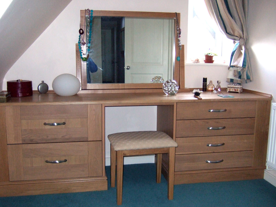 Dressing up- table in Dunmow