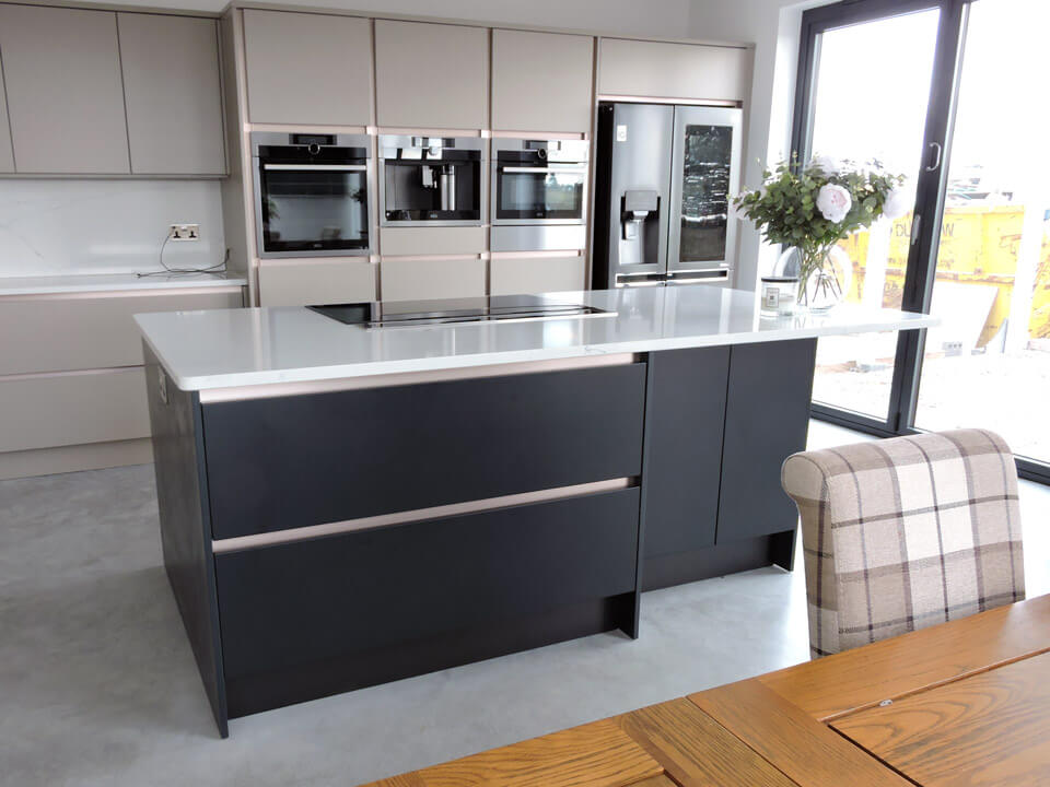 German style handleless kitchen in Felsted