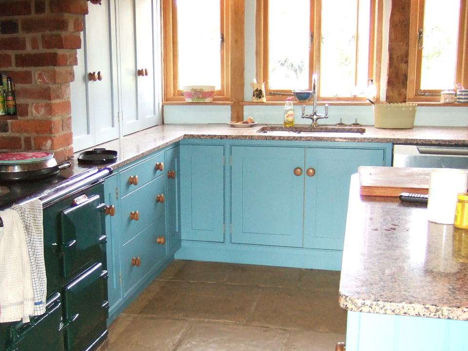 Painted wooden kitchen in Great Dunmow